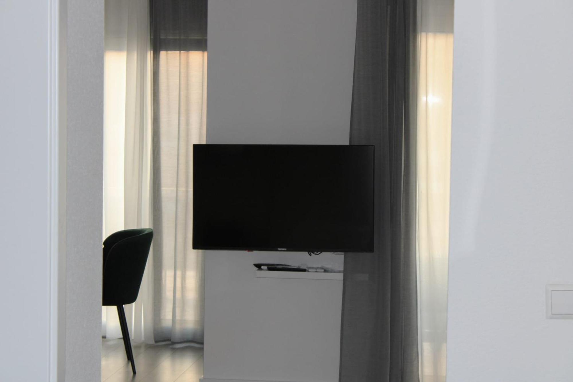 Apartment Merry - Free Garage & Parking Mostar Zewnętrze zdjęcie