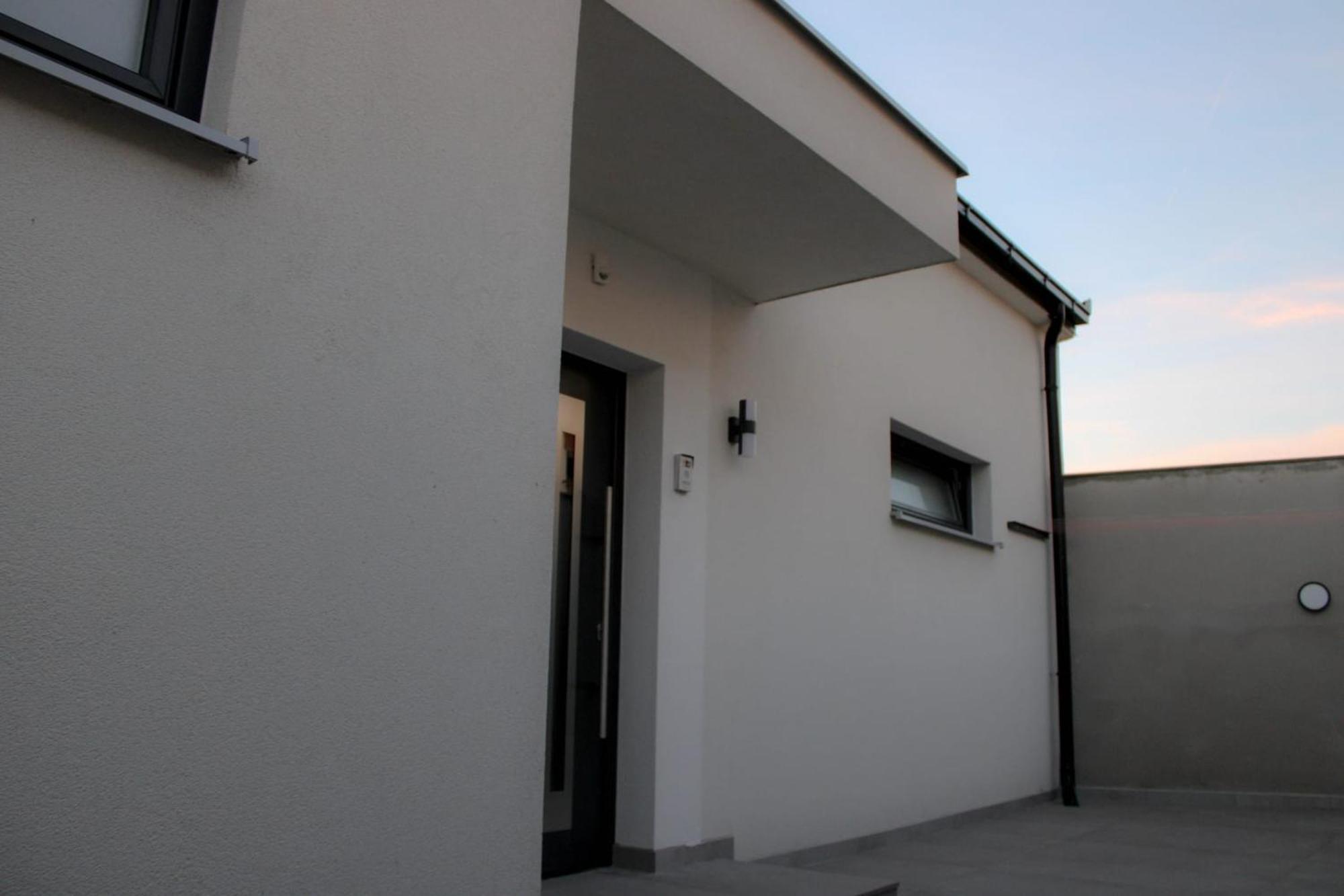 Apartment Merry - Free Garage & Parking Mostar Zewnętrze zdjęcie